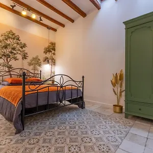 La Bailona De La Font Spain