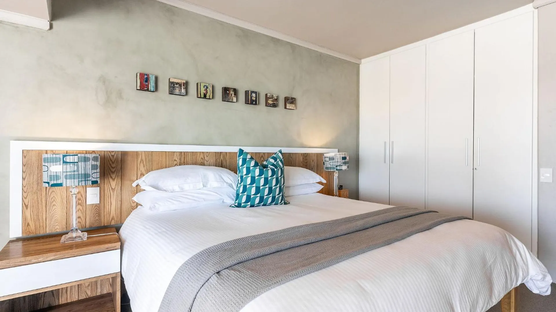 *****  The Bay Hotel Cape Town South Africa